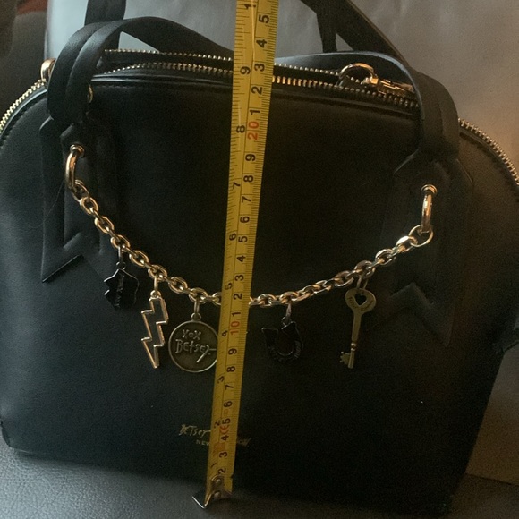 Betsy Johnson New York - Picture 8 of 8